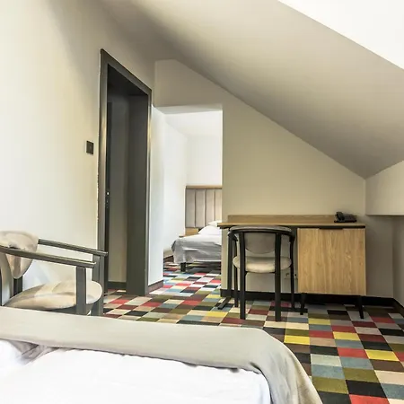 Osw Pan Tadeusz 3* كرينيتسا زدروي